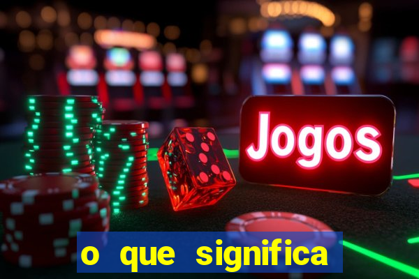 o que significa soprar no ouvido de uma pessoa